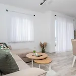 Lägenhet Erholung Free Garage Space *