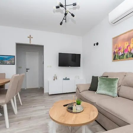 Erholung Free Garage Space Apartment Makarska